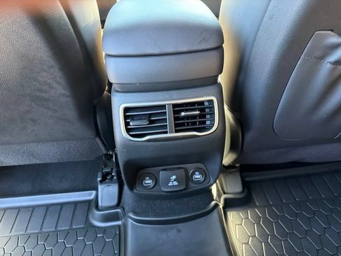 Used 2023 Hyundai Santa Fe Calligraphy AWD/4WD image 21