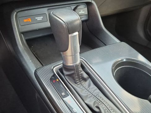 Used 2025 Honda Civic Sport image 24