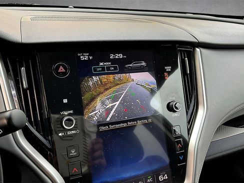 Used 2022 Subaru Outback Premium image 14