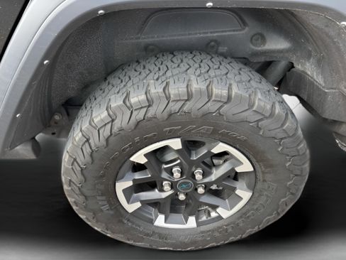 Used 2024 Jeep Wrangler Unlimited Rubicon 4xe image 38