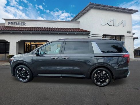 Certified 2026 Kia Carnival EX image 5