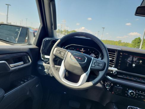 Used 2026 GMC Sierra 1500 SLT w/ SLT Premium Plus Package AWD/4WD image 12