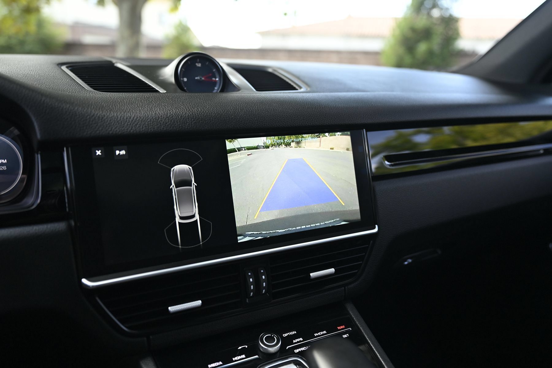 Used 2019 Porsche Cayenne AWD/4WD image 36