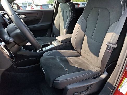 Certified 2023 Volvo C40 P8 Recharge Plus AWD/4WD image 13