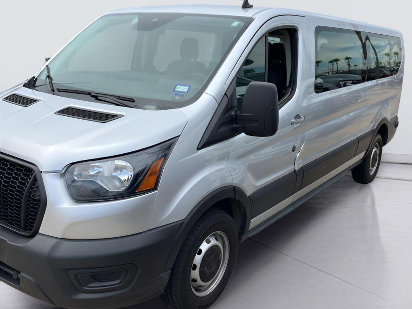 Used 2024 Ford Transit 350 XL RWD image 5