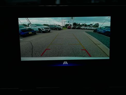 New 2026 Chevrolet Trax LT w/ LT Convenience Package FWD image 10
