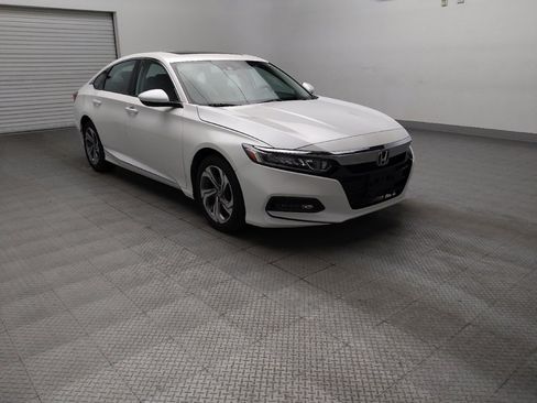 Used 2019 Honda Accord EX image 13