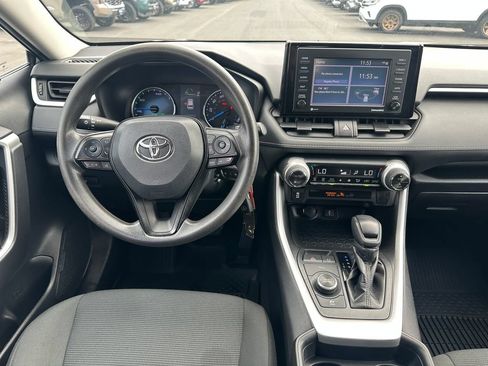 Used 2020 Toyota RAV4 LE w/ All Weather Liner Package AWD/4WD image 15