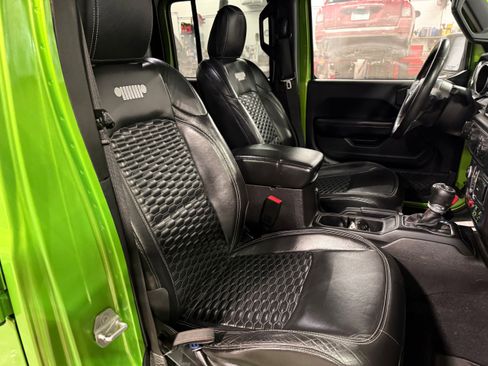 Certified 2018 Jeep Wrangler Unlimited Rubicon AWD/4WD image 9