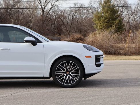 Certified 2026 Porsche Cayenne Coupe AWD/4WD image 10