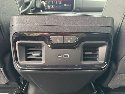 New 2026 GMC Sierra 2500 AT4 w/ AT4 Premium Plus Package image 48