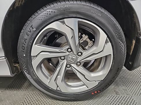 Used 2020 Honda Accord EX image 42