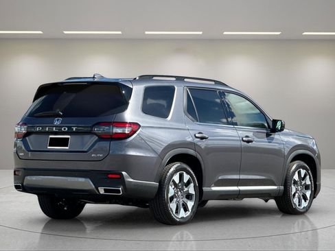 New 2026 Honda Pilot Elite image 3