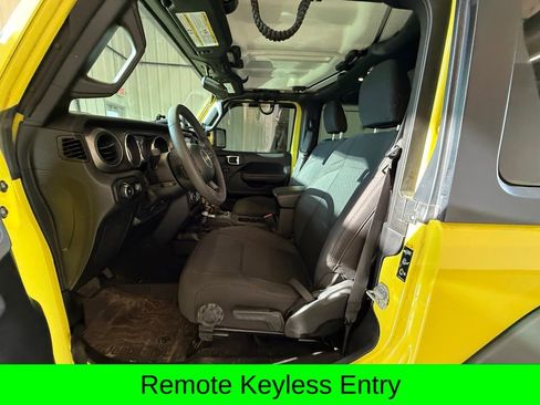 Used 2023 Jeep Wrangler Willys image 7