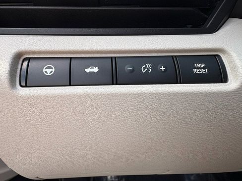 Used 2024 Nissan Altima 2.5 SL image 14