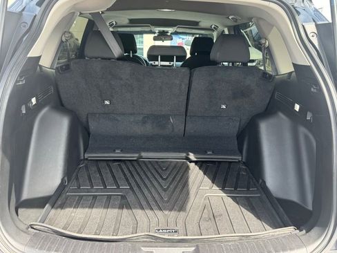 Used 2025 Honda CR-V EX image 10