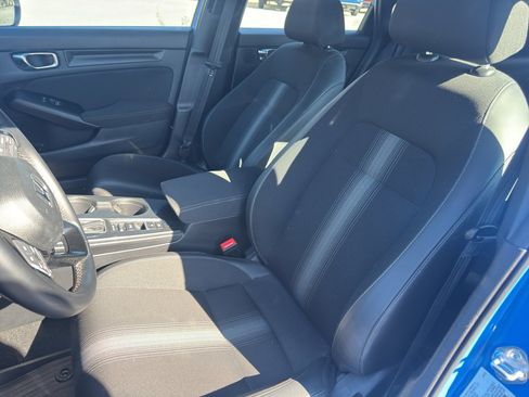 Used 2025 Honda Civic Sport image 9