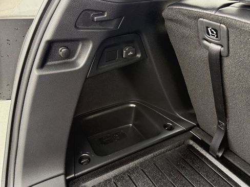 Certified 2025 Honda Pilot TrailSport image 13