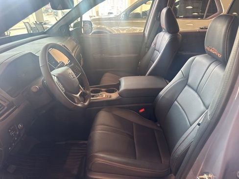 Used 2025 Honda Passport TrailSport image 17