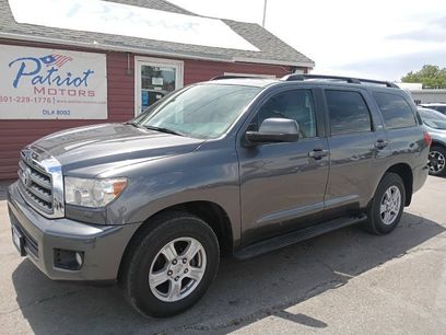 Used 2017 Toyota Sequoia SR5 w/ Premium Package