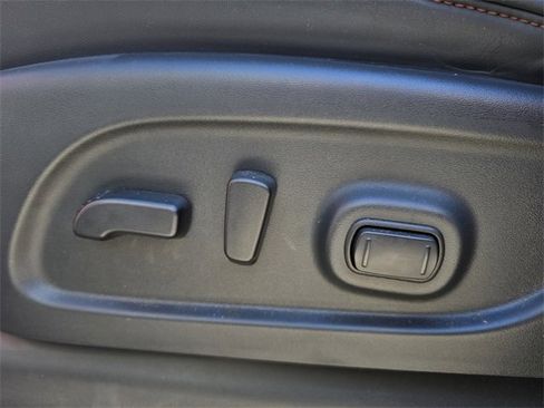 Used 2021 Nissan Titan PRO-4X w/ Pro-4x Utility Package image 23