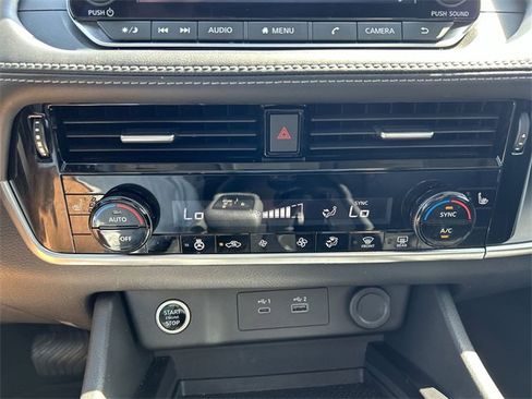 Certified 2022 Nissan Rogue SV w/ SV Premium Package image 21