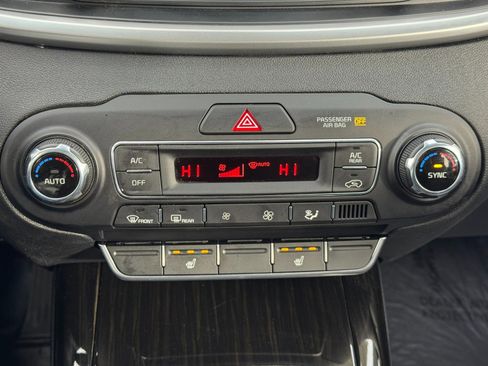 Used 2020 Kia Sorento EX image 25