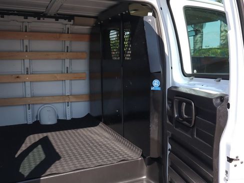 Used 2025 Chevrolet Express 2500 w/ Driver Convenience Package RWD image 13