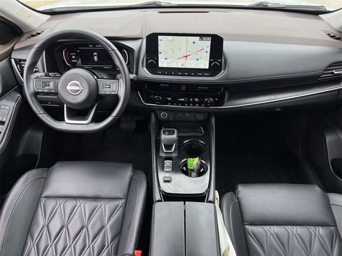 Certified 2023 Nissan Rogue Platinum image 9