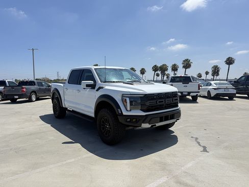 Used 2024 Ford F150 Raptor AWD/4WD image 4