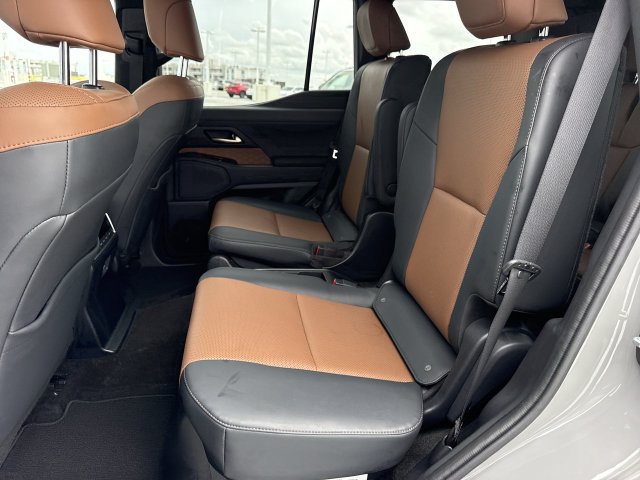 Certified 2024 Lexus GX 550 w/ Cold Area Package AWD/4WD image 23