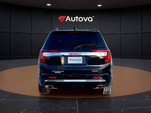 Used 2023 GMC Acadia Denali w/ Denali Ultimate Package AWD/4WD image 3