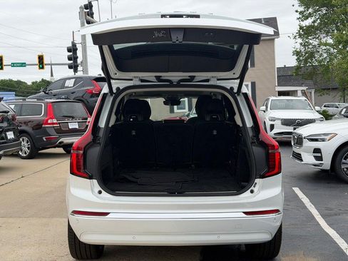 Certified 2025 Volvo XC90 B6 Plus AWD/4WD image 5