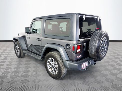 Used 2024 Jeep Wrangler Sport AWD/4WD image 5