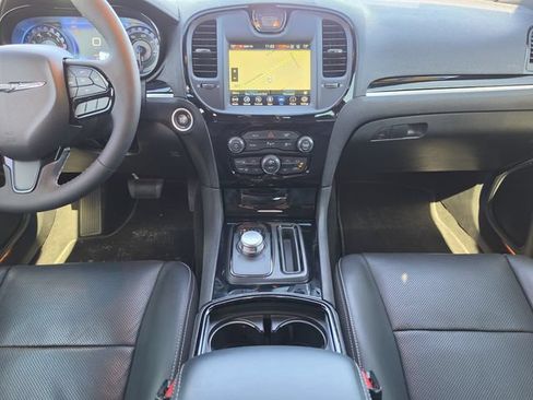 Used 2023 Chrysler 300 S w/ Comfort Group RWD image 19