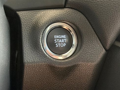 Certified 2023 Toyota RAV4 XLE FWD image 22