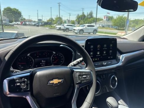 Used 2023 Chevrolet Blazer LT AWD/4WD image 20