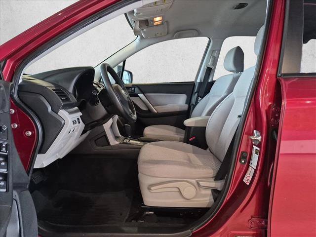 Used 2014 Subaru Forester 2.5i AWD/4WD image 13