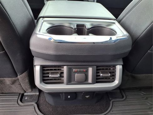 Used 2022 Ford F150 Lariat w/ Equipment Group 502A High AWD/4WD image 30