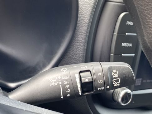 Used 2023 Kia Soul LX w/ LX Technology Package FWD image 23