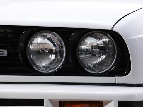 Used 1988 BMW M3 Coupe image 6