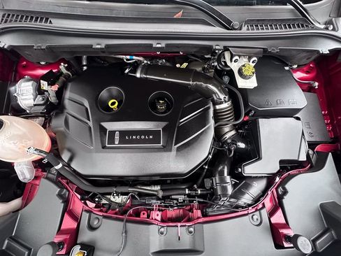 Used 2018 Lincoln MKC Reserve image 17