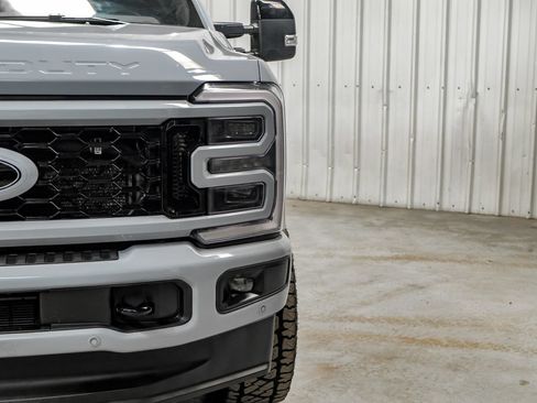 Used 2025 Ford F350 Platinum AWD/4WD image 50