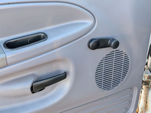 Used 2002 Dodge Ram 2500 Truck 4x4 Quad Cab image 16