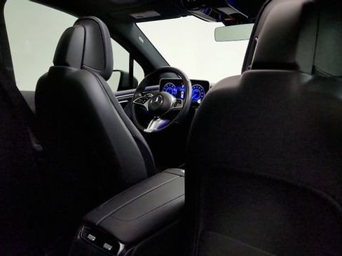 Used 2023 Mercedes-Benz EQE 350+ 4MATIC SUV w/ AMG Line Exterior Package image 43