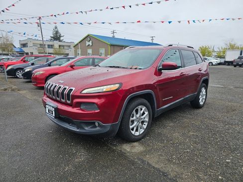 Used 2014 Jeep Cherokee Latitude image 3