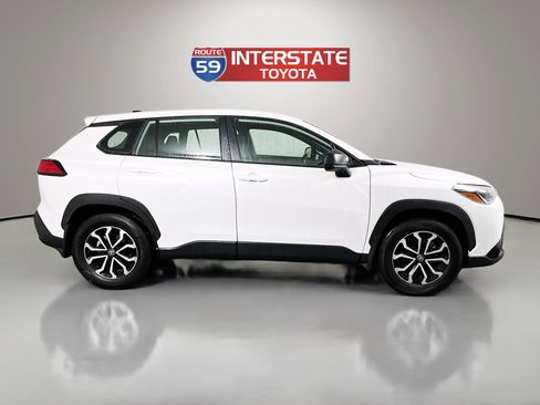 Certified 2025 Toyota Corolla Cross AWD Hybrid image 8