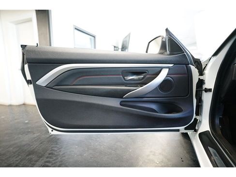 Used 2019 BMW 430i Coupe w/ Convenience Package RWD image 15