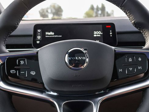 New 2026 Volvo EX90 Plus image 31