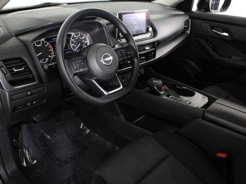 Certified 2024 Nissan Rogue SV image 19